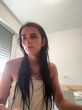 Lily_WellGifted Adlı Modelin Canlı XXX Sohbeti
