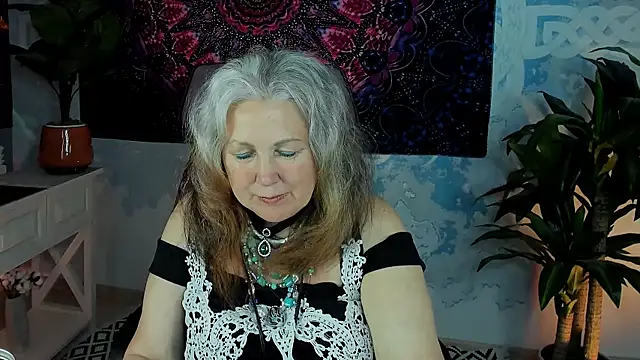 LilaMaharani's Live XXX Chat