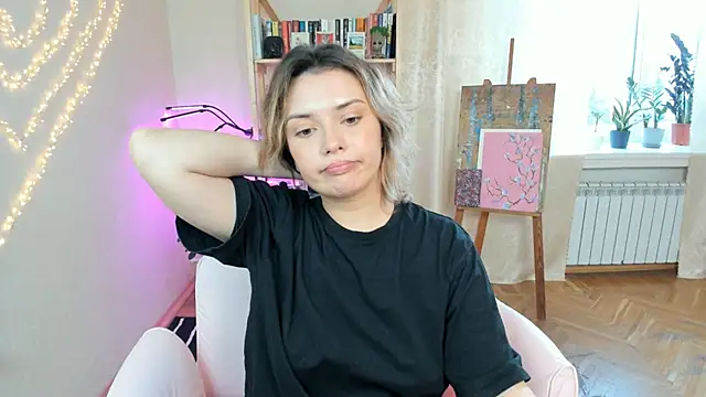 BrightDani Adlı Modelin Canlı XXX Sohbeti