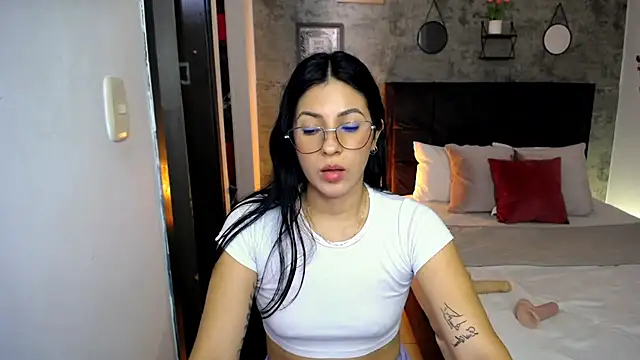 isa_cruzx Live XXX-chat