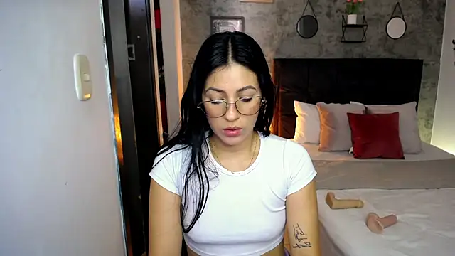 isa_cruzx's Live XXX Chat
