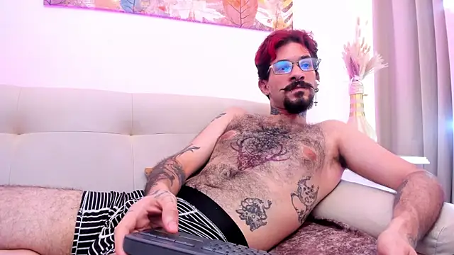 XXX chat uživo modela Jonathan_Soto
