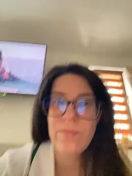 NadiraNoor Chat XXX in diretta