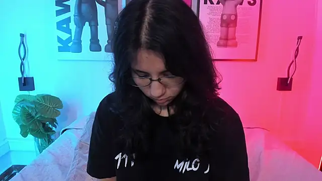 HollyPeach 现场XXX聊天