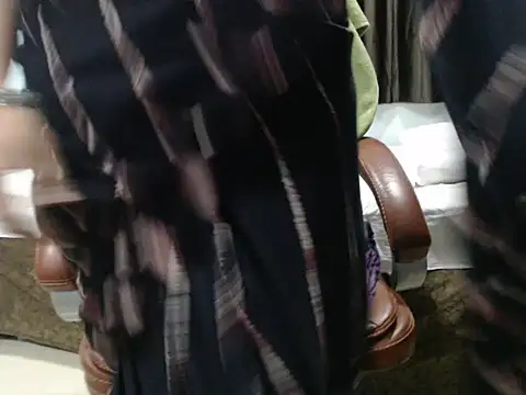 sunitha-3 Obrolan Langsung XXX