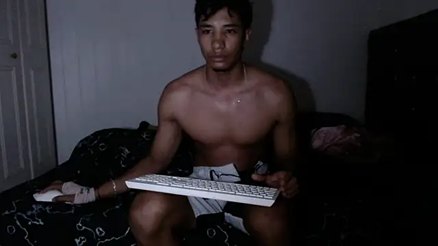 Chatroom XXX en direct de JacksonCooper1