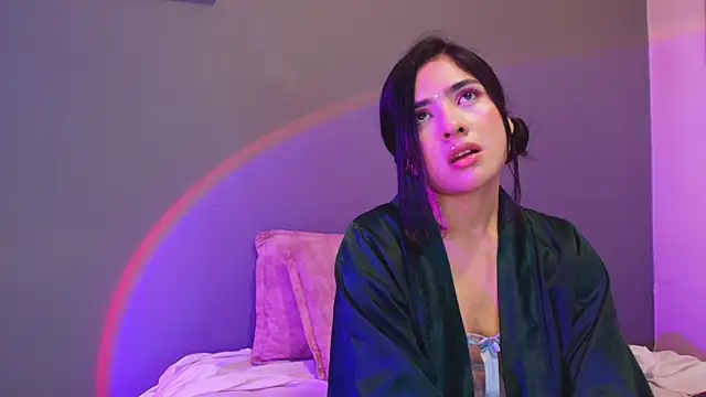XXX chat uživo modela adara_johnson__
