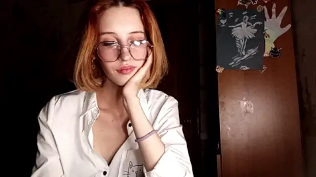 SirenFrost's Live XXX Chat