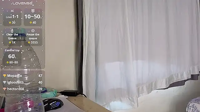 Chat +18 de SakuraDoll7u7 ao vivo