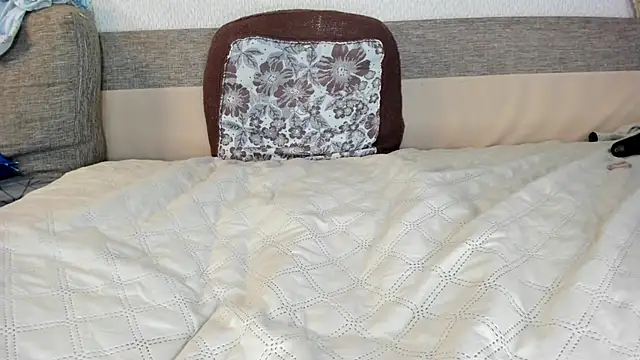 kisssiiik Adlı Modelin Canlı XXX Sohbeti