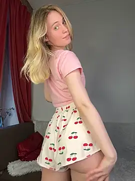 צ'אט XXX בשידור חי של LovelyMiu