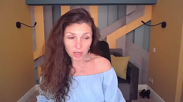 EllaLong Live XXX Chat