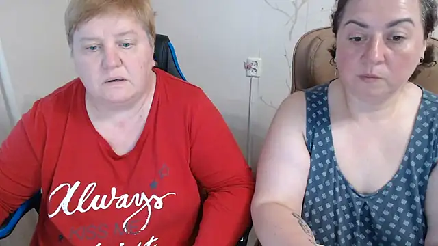 Lindy-Jeanie Chat XXX live
