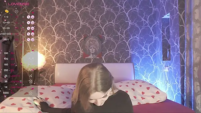 MiaMiaMeow live XXX chat