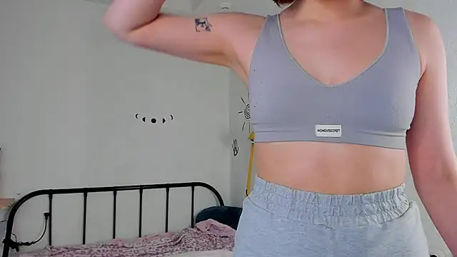 LiyaFly Live XXX-Chat
