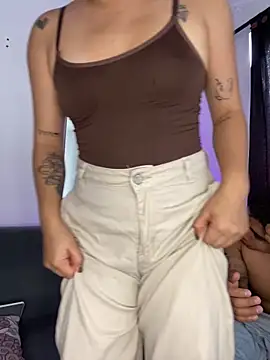 Chat +18 de miaftmax ao vivo