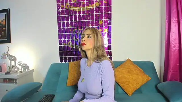 Victoria_Jonness Adlı Modelin Canlı XXX Sohbeti
