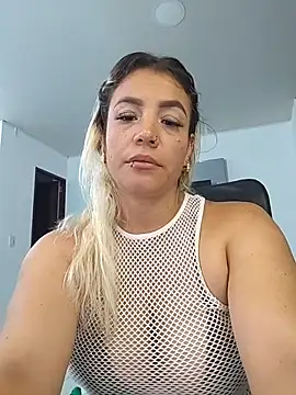 Chat +18 de LuCKy_JoK ao vivo