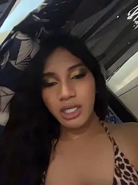 slutty_aki 라이브 XXX 채팅