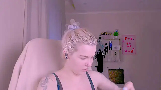 Hot_Blonda Obrolan Langsung XXX