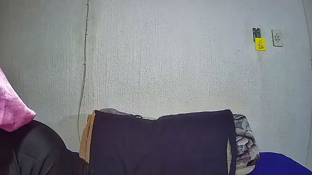 Darkbeauty27 – Naživo XXX chat