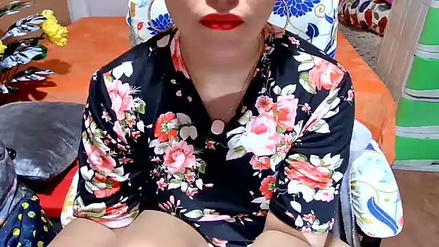 Filipina_Desire Adlı Modelin Canlı XXX Sohbeti