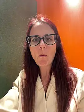 Chatroom XXX en direct de NataKitten