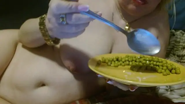 Онлайн чат XXX martachatte
