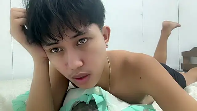 luxurioux_blake Show Webcam