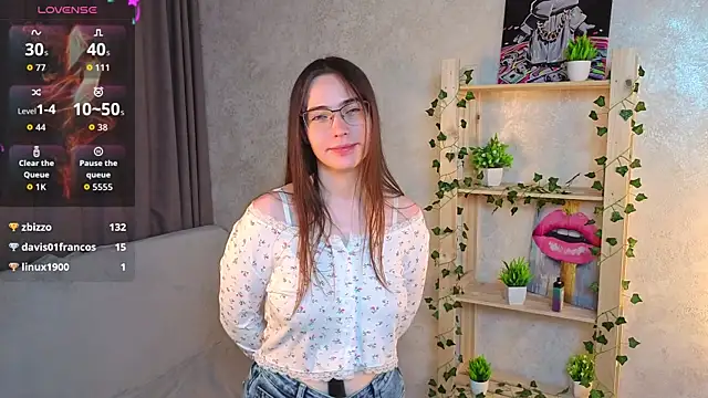 Chat +18 de Katonysusant ao vivo