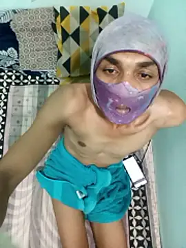 PrabV0319 Adlı Modelin Canlı XXX Sohbeti