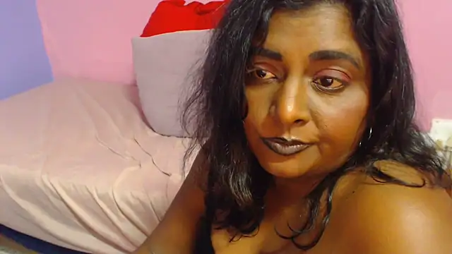 Chat +18 de INDIANSIN2 ao vivo