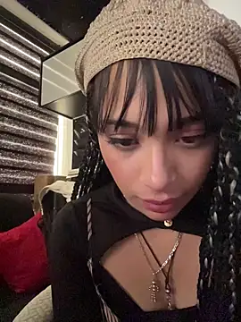 Sasha-firee Obrolan Langsung XXX