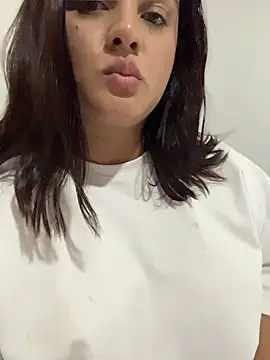 MiaCavalli__'s Live XXX Chat