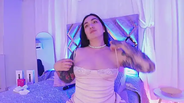 KathiaJenner Chat XXX live