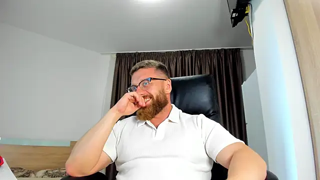 Онлайн чат XXX Findom_guy