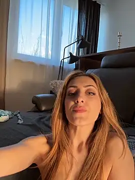 Chatroom XXX en direct de KatyRosel