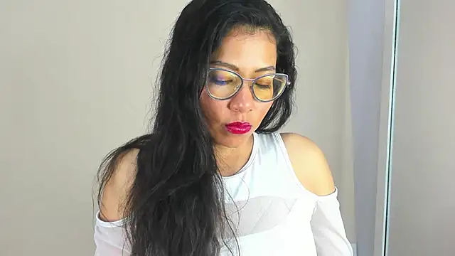 Chatroom XXX en direct de anastasiagreymist_