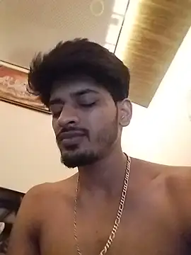 Chat +18 de Wild_Vassu ao vivo