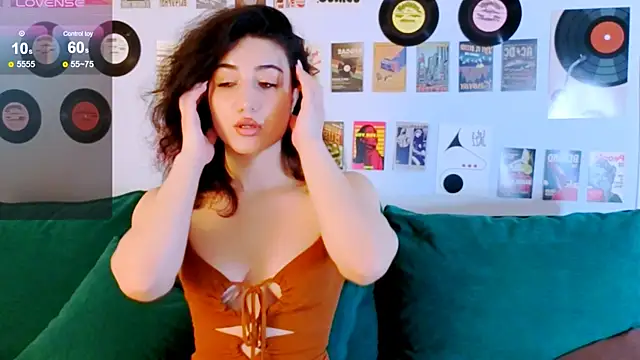 Maya_Rogerss' Live XXX Chat