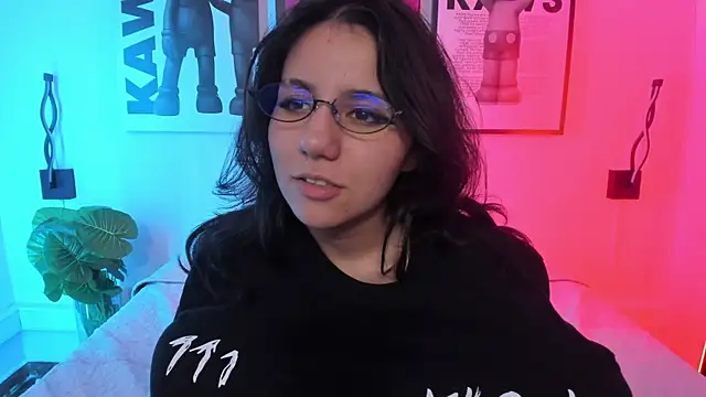 Chat +18 de HollyPeach ao vivo