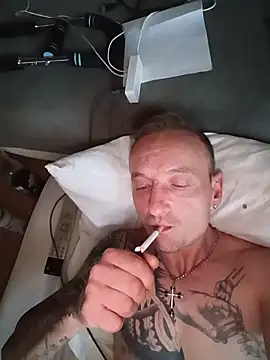 Chatroom XXX en direct de Chiefmarcin1234