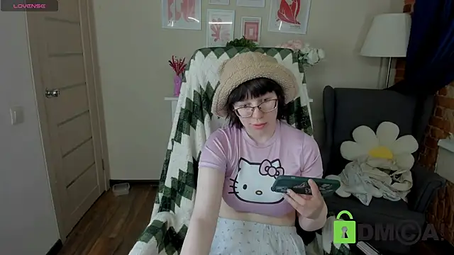 Melissa_Wells: онлайн-секс-чат
