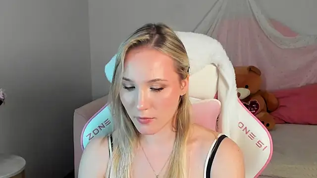 ElaraVoltage 라이브 XXX 채팅