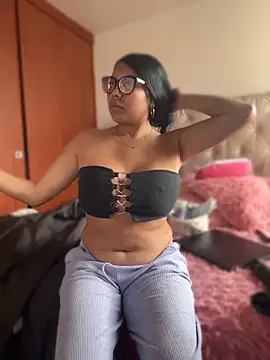 Chatroom XXX en direct de Iam-sophia27