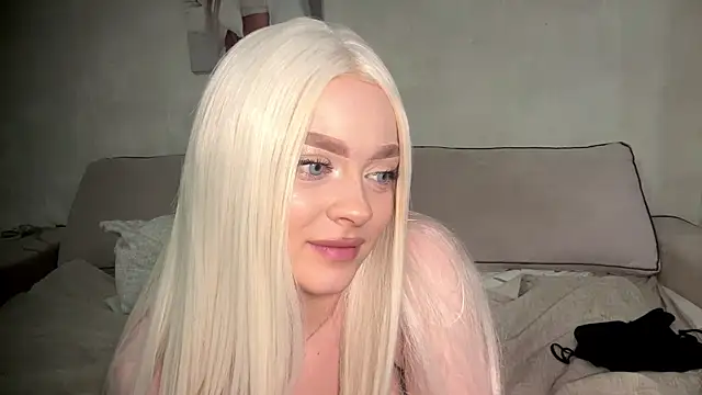RussianGirlXX Chat XXX in diretta