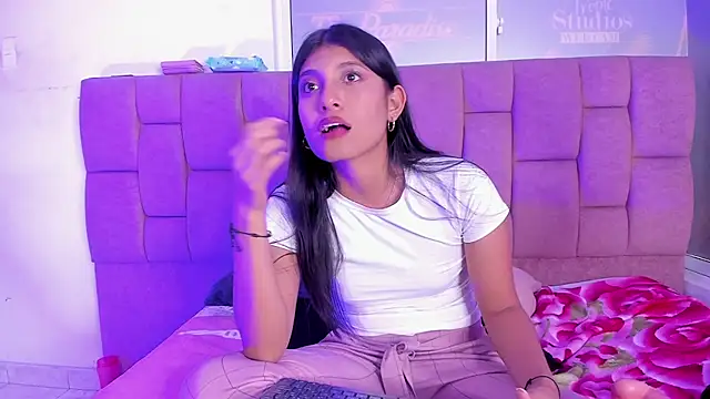 YeseniaRodriguez3 Chat XXX live