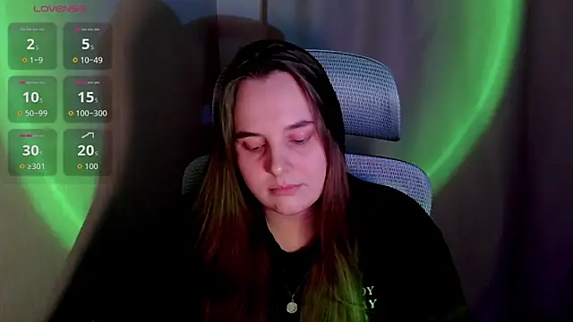 XXX chat uživo modela Noir_Ember_