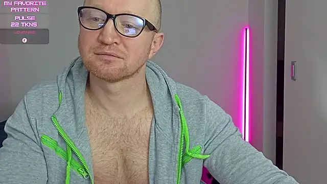 kevintyler69 élő XXX-chatje