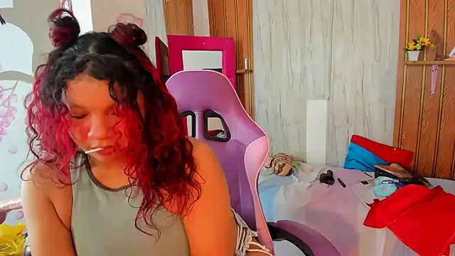 Emily_Coper18 Live XXX Chat
